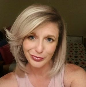 Meet your Posher, Harmony